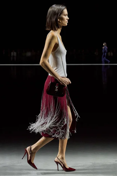 Look 20